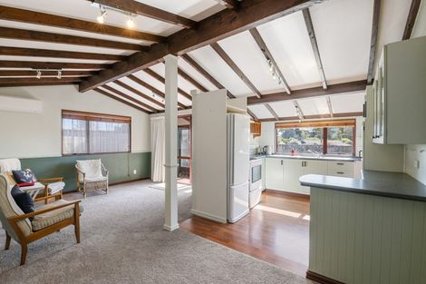 Photo of property in 67 Waimea Road, Waikanae Beach, Waikanae, 5036