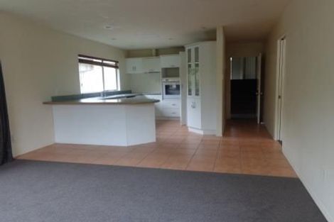 Photo of property in 38 Pukatea Avenue, Albany, Auckland, 0632