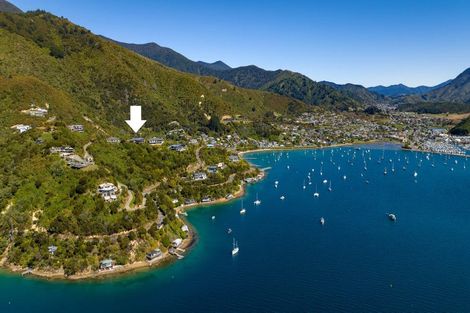 Photo of property in 21 Marina View, Waikawa, Picton, 7281