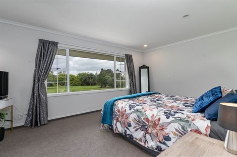Photo of property in 281h Lees Pakaraka Road, Te Ore Ore, Masterton, 5886