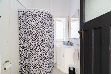 Photo of property in 24 Fawcett Street, South Dunedin, Dunedin, 9012