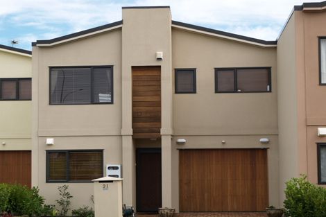 Photo of property in 31 Puma Drive, Golflands, Auckland, 2013