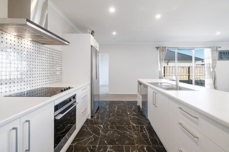 Photo of property in 26 Sholto Duncan Crescent, Halswell, Christchurch, 8025