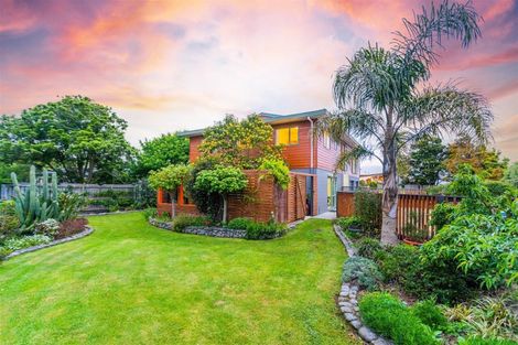 Photo of property in 191 Mazengarb Road, Paraparaumu, 5032