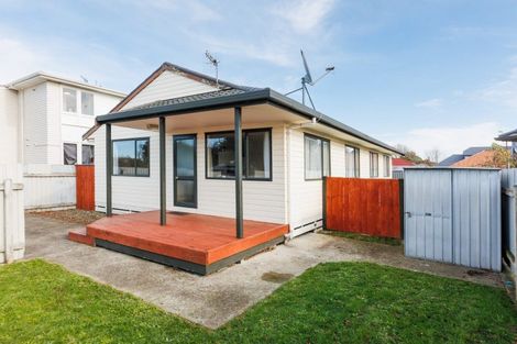 Photo of property in 1 Crewe Crescent, Hokowhitu, Palmerston North, 4410