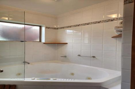 Photo of property in 56 Jans Terrace, Oakura, 4314