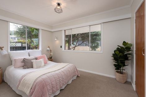 Photo of property in 77 Ironside Road, Johnsonville, Wellington, 6037