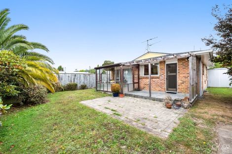 Photo of property in 2/18 Seddon Street, Wallaceville, Upper Hutt, 5018