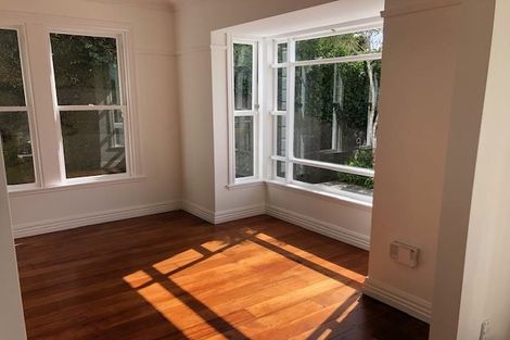 Photo of property in 9 Connaught Terrace, Brooklyn, Wellington, 6021