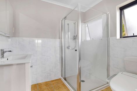 Photo of property in 9 Fleetwood Drive, Henderson, Auckland, 0612