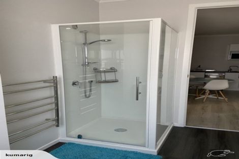 Photo of property in 124 Amesbury Drive, Churton Park, Wellington, 6037