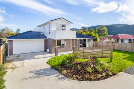 Photo of property in 16 Poulson Grove, Trentham, Upper Hutt, 5018