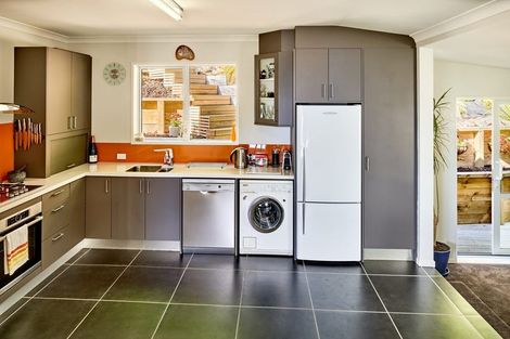 Photo of property in 61 Walter Road, Lowry Bay, Lower Hutt, 5013