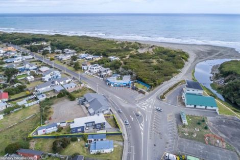 Photo of property in 5 Koputara Road, Himatangi Beach, Foxton, 4891