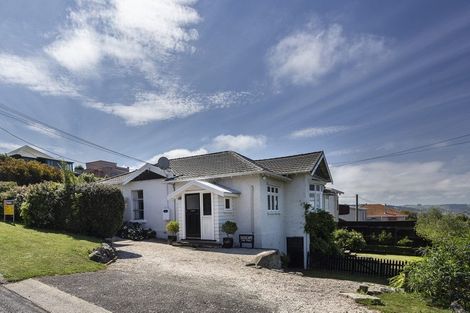 Photo of property in 79 Tees Street, South Hill, Oamaru, 9400