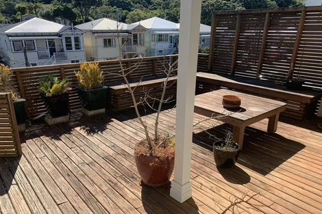 Photo of property in 17 Emerson Street, Berhampore, Wellington, 6023
