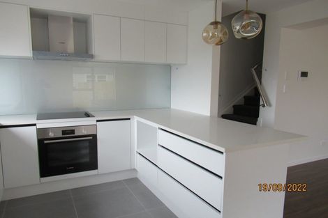 Photo of property in 77e Penrose Road, Mount Wellington, Auckland, 1060