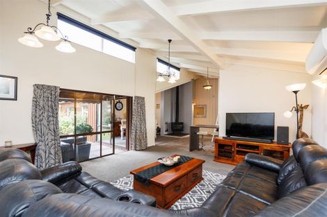 Photo of property in 40 Milne Street, Marton, 4710