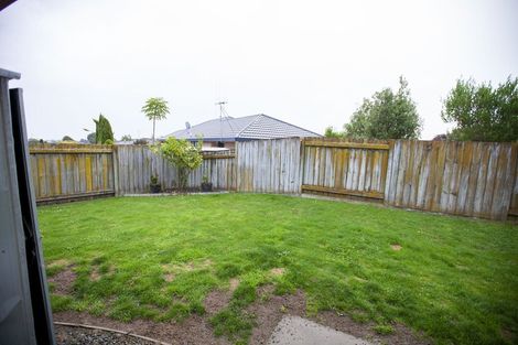 Photo of property in 21 Logan Way, Kelvin Grove, Palmerston North, 4414
