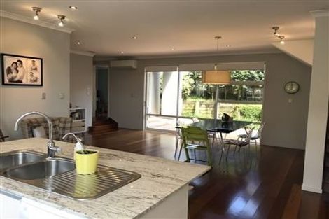 Photo of property in 11 Lismore Way, Oteha, Auckland, 0632