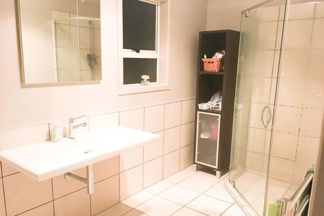 Photo of property in 10 Dobell Road, Stanmore Bay, Whangaparaoa, 0932