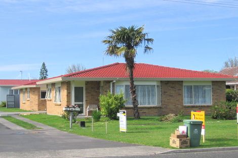 Photo of property in 496b Devonport Road, Tauranga South, Tauranga, 3112