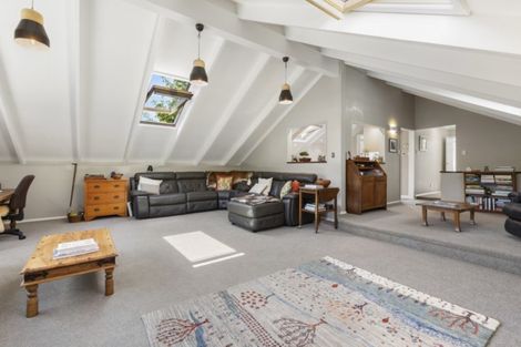 Photo of property in 43 Poole Crescent, Wainuiomata, Lower Hutt, 5014