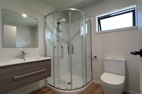 Photo of property in 6d Grays Road, Plimmerton, Porirua, 5026