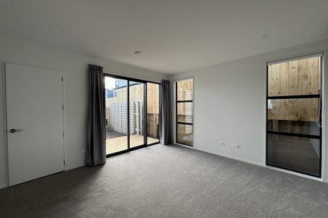 Photo of property in 16 Elegant Lane, Ranui, Auckland, 0612