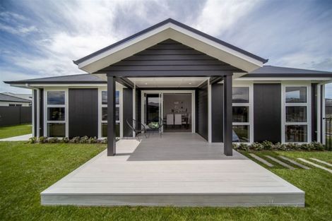 Photo of property in 3 Kaituna Place, Te Awa, Napier, 4110