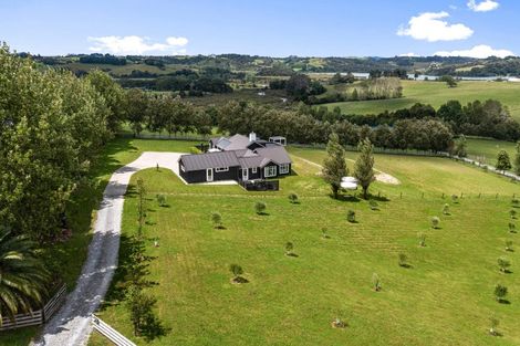 Photo of property in 345 Green Road, Matakana, Warkworth, 0985