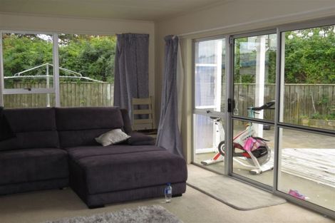 Photo of property in 91 Strathmore Avenue, Levin, 5510