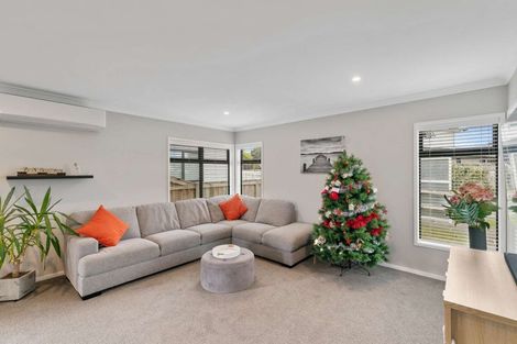 Photo of property in 2 Magnolia Lane, Kaukapakapa, Helensville, 0875