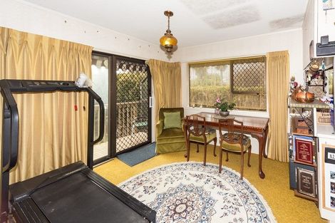 Photo of property in 1/246 Beach Road, Campbells Bay, Auckland, 0630