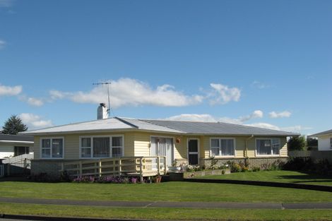 Photo of property in 18 Henley Crescent, Pirimai, Napier, 4112