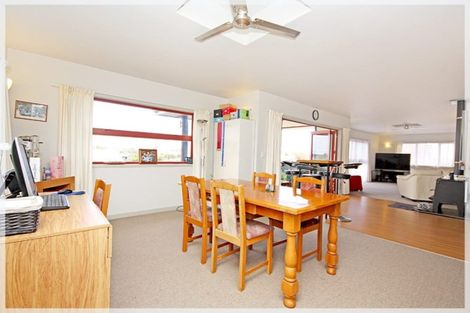 Photo of property in 29a Roore Street, Foxton Beach, Foxton, 4815