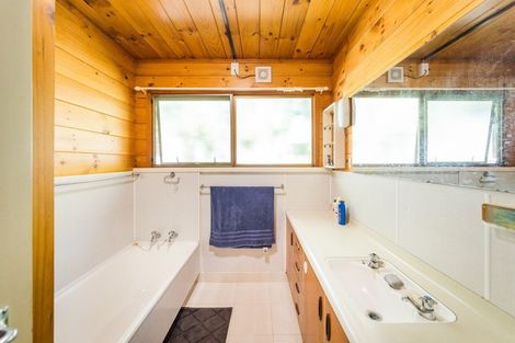 Photo of property in 1-3 East Road, Shannon, 4821