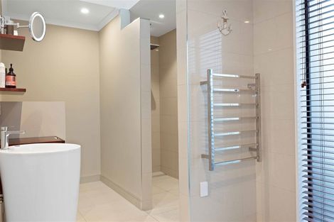 Photo of property in 6 Benjes Place, Woodend, 7610