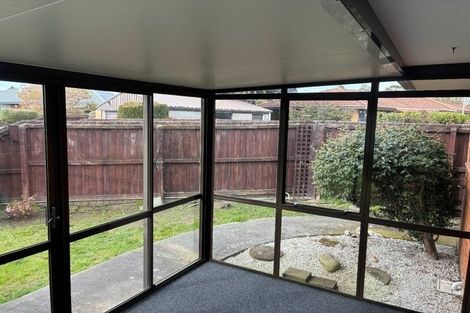 Photo of property in 1/15 Thornhill Place, Sockburn, Christchurch, 8042