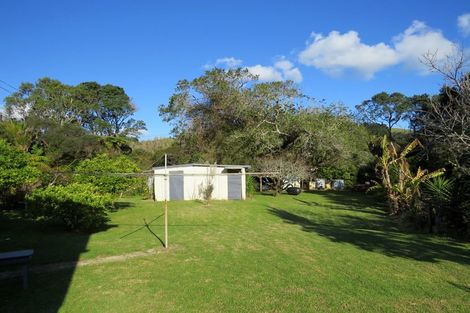 Photo of property in 279 Colville Road, Coromandel, 3584