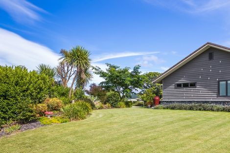 Photo of property in 2 Flaxen Way, Kinloch, Taupo, 3377