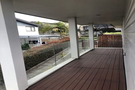 Photo of property in 14 Hilton Close, Fairview Heights, Auckland, 0632