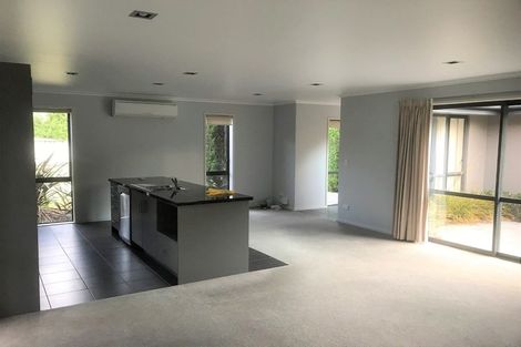 Photo of property in 97 Carlyle Street, Leamington, Cambridge, 3432