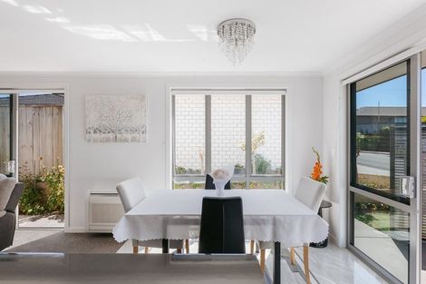 Photo of property in Waterview Estate, 11/4 Greystone Place, Omokoroa, 3114