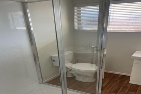 Photo of property in 1a Saint Vincent Way, Waikanae, 5036