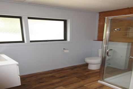 Photo of property in 4 Poneke Drive, Waikanae, 5036