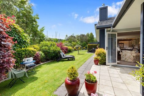 Photo of property in 33 Bridgewater Way, Pyes Pa, Tauranga, 3112