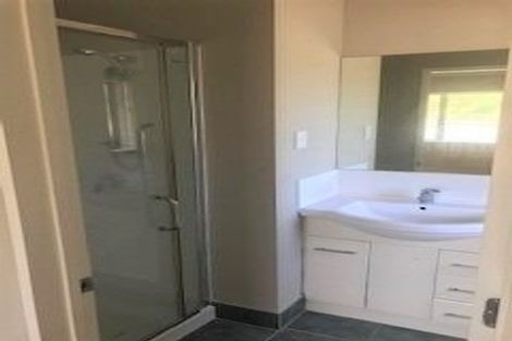 Photo of property in 72 Garelja Road, Henderson, Auckland, 0612