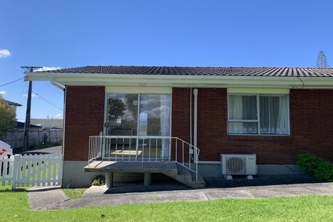 Photo of property in 1/100 Lynwood Road, New Lynn, Auckland, 0600