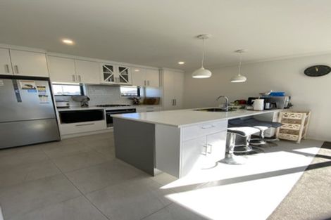 Photo of property in 8 Edward Pope Lane, Pokeno, 2402